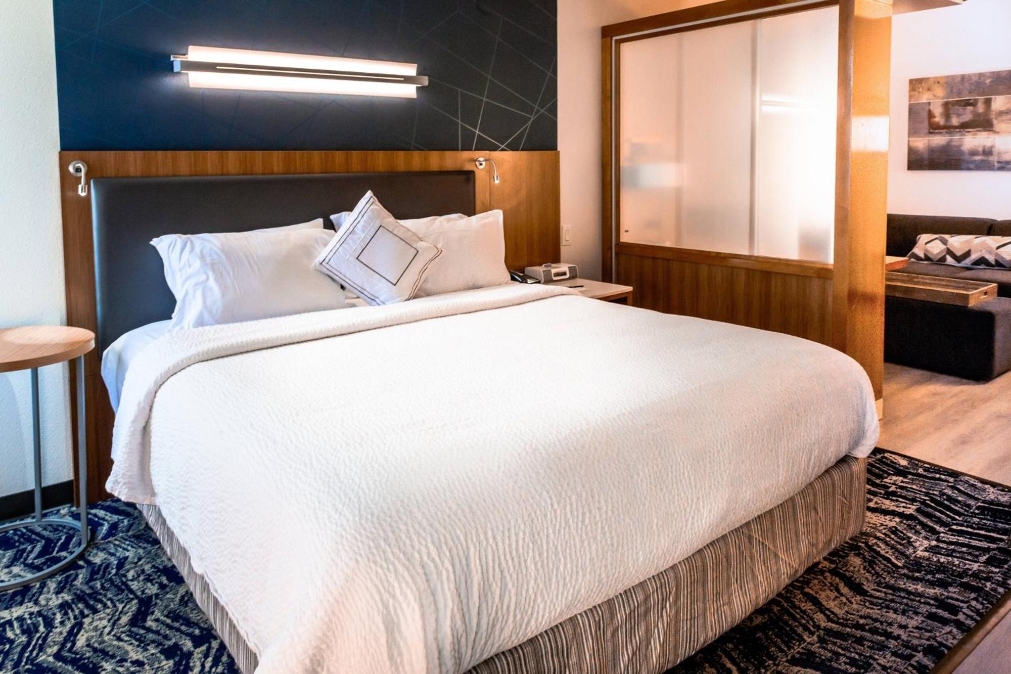 Springhill Suites By Marriott Houston Бейтаун Екстериор снимка